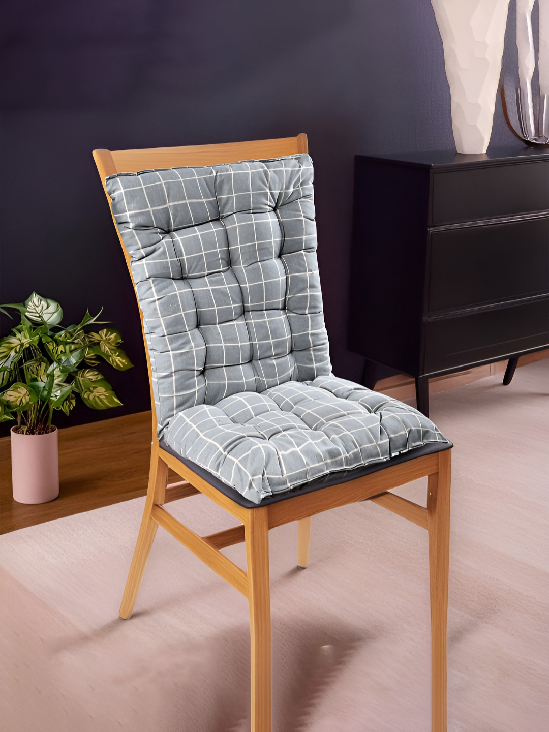 Myntra Elegant Homes Grey Checked Cotton Long Comfort Rocking Chair Cushion With Ties