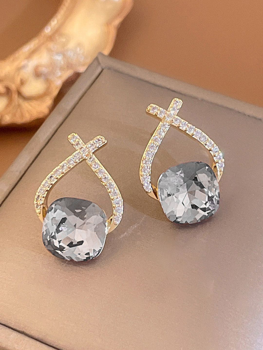 KRENOZ Gold-Plated Cubic Zirconia & Crystals Studded Geometric Shaped Studs