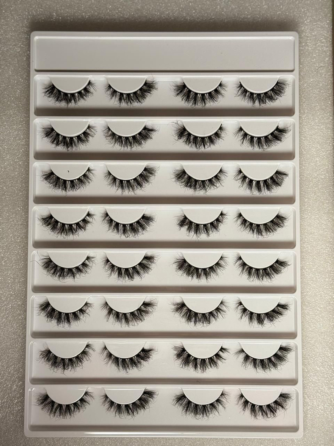 THE WINK STUDIO Set Of 16 Reusable Lightweight False Eyelashes