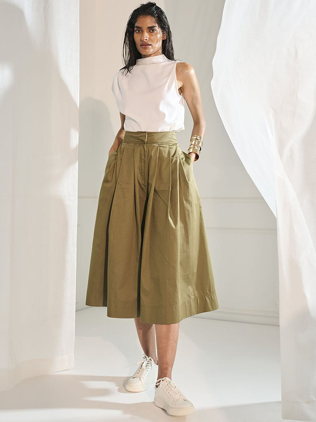 UNRUSH Women Olive Green Haven Skirt Pants
