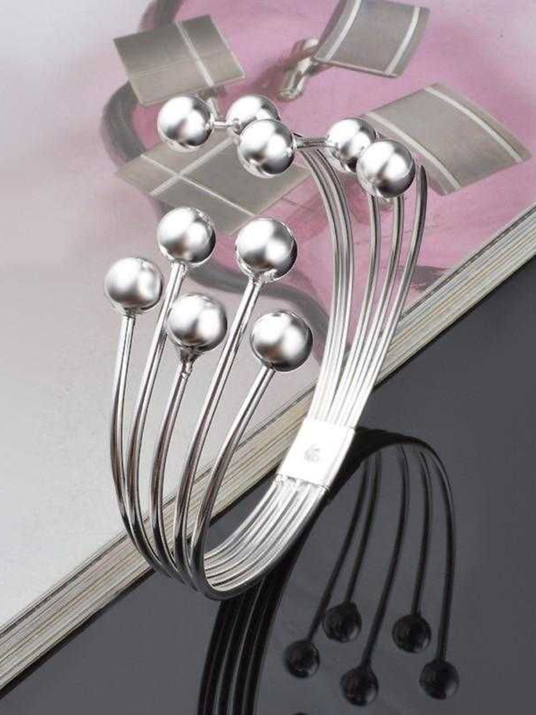 Bling Queen Unisex Silver-Plated Cuff Bracelet