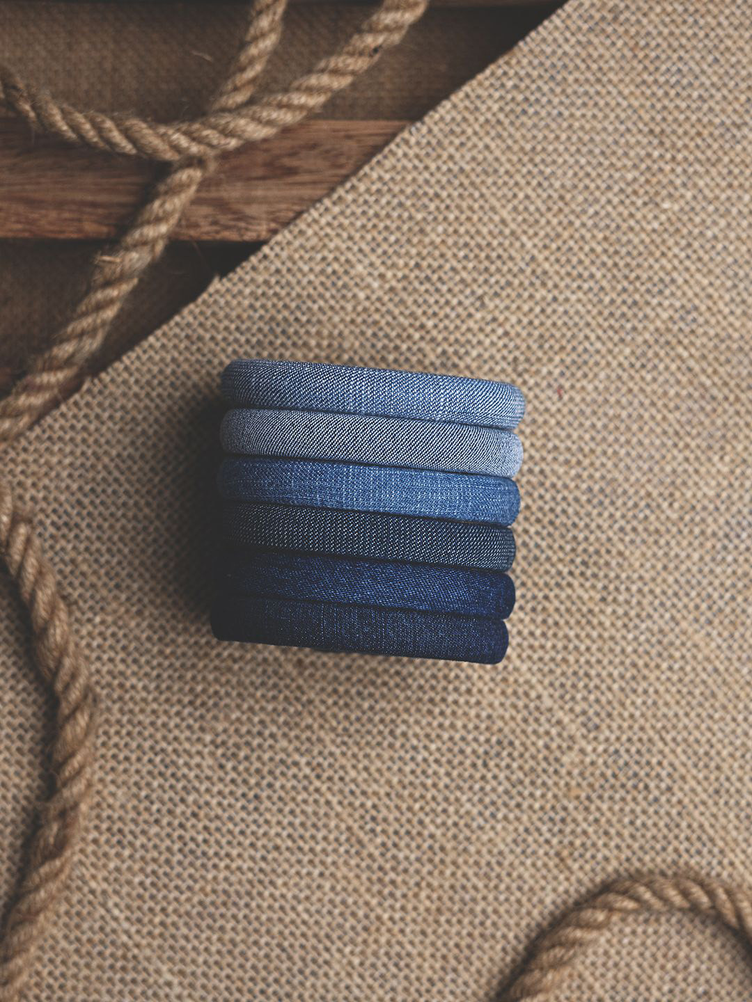 Taasha Set Of 6 Thread Bangles