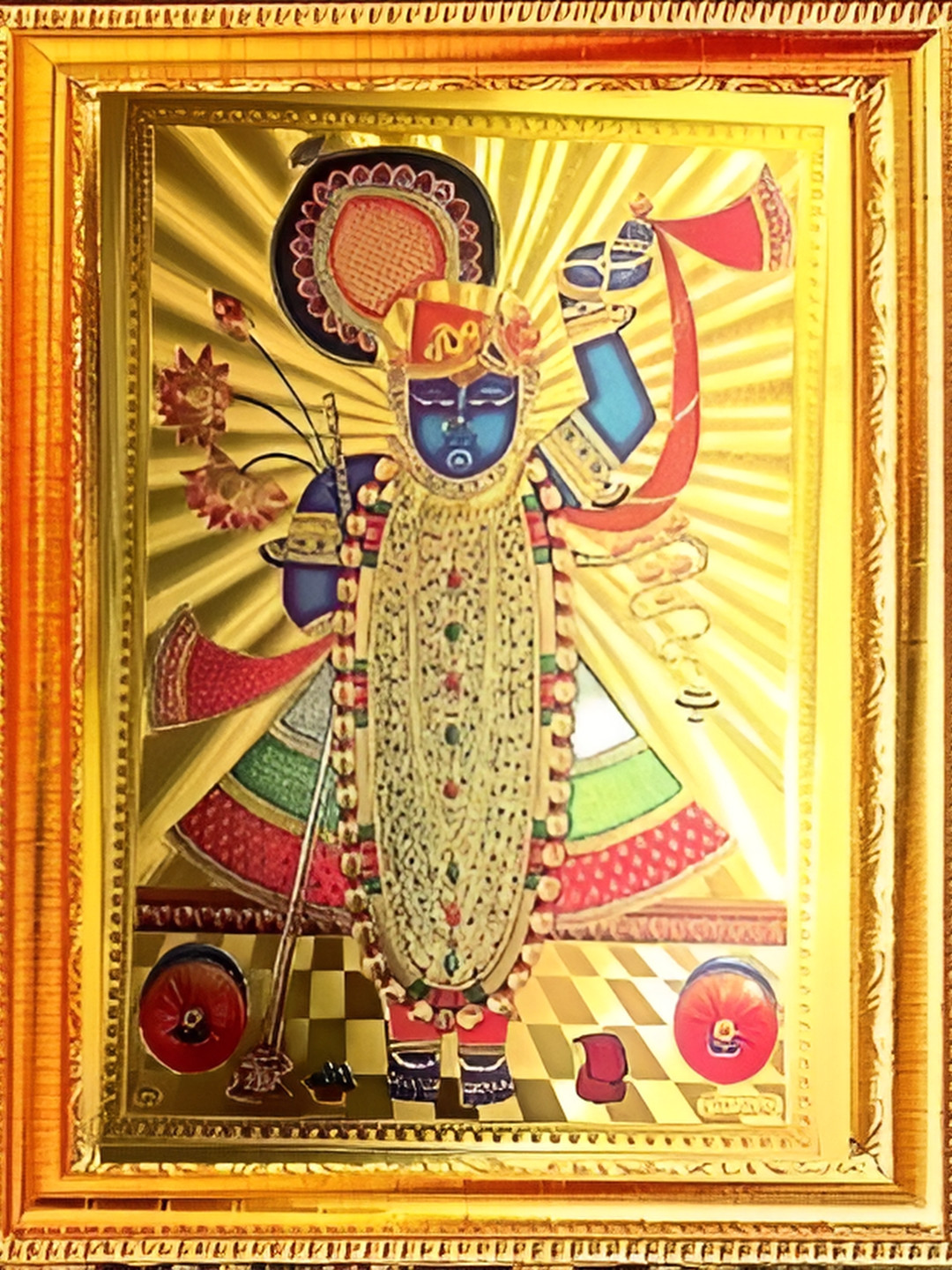 SUNINOW Gold Toned & Red Lord Shreenathji Wooden Photo Frames