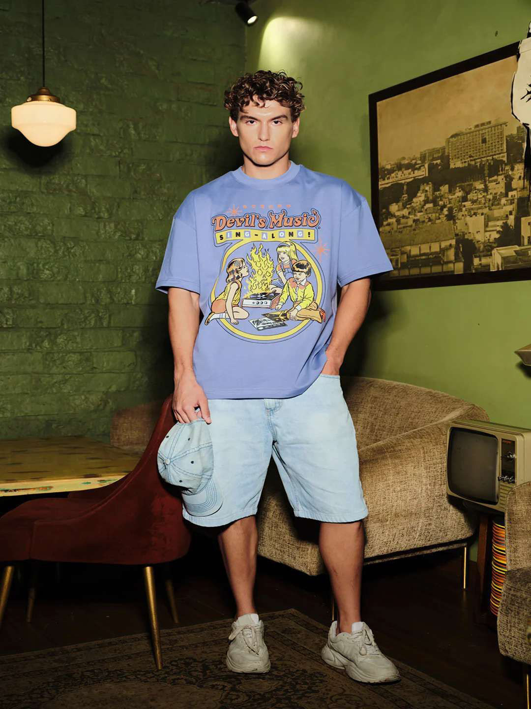 Bonkers Corner Men Graphic Print Drop-Shoulder T-shirt