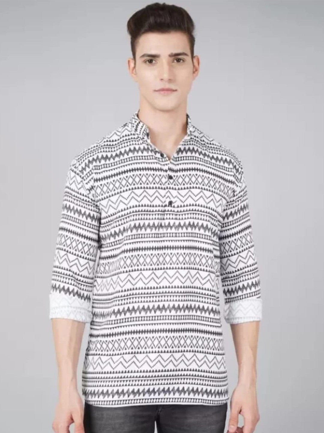 ISUEL FAB Men Geometric Pattern Casual Shirt