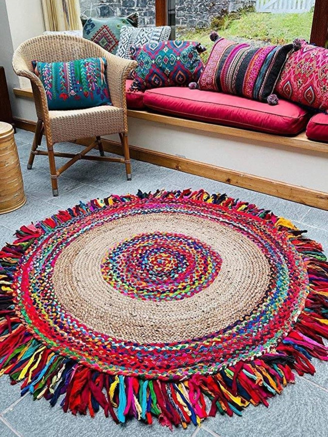 Handmakers Beige & Red Jute Cotton Cutting Strips Round Anti-Skid Living Room Rug