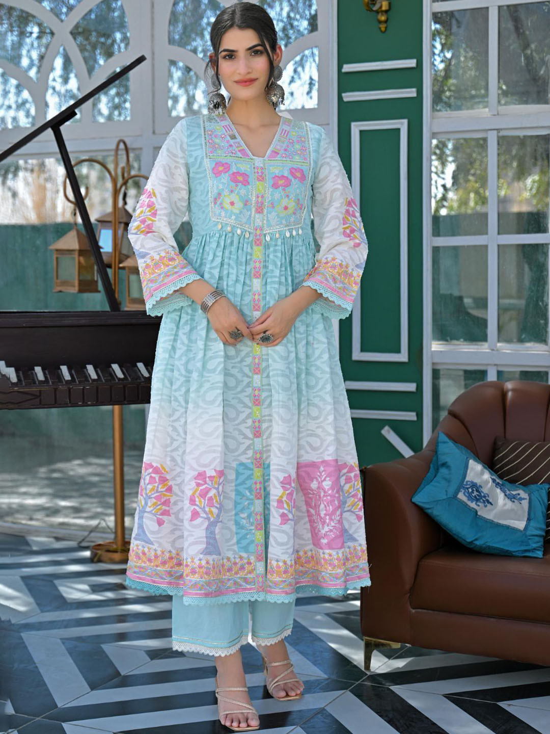 Zolo Label Women Light Blue Floral Embroidered Anarkali Suit Set