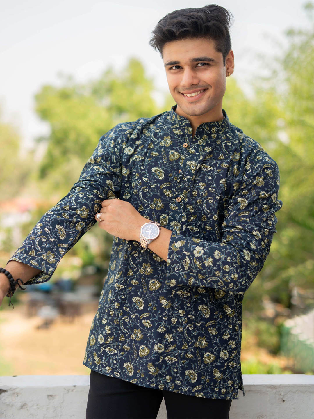 Shasak Men Floral Printed Batik Fusion Cotton Straight Kurta