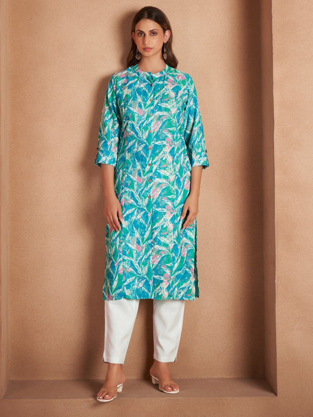 DRESOUL Floral Printed Straight Kurta