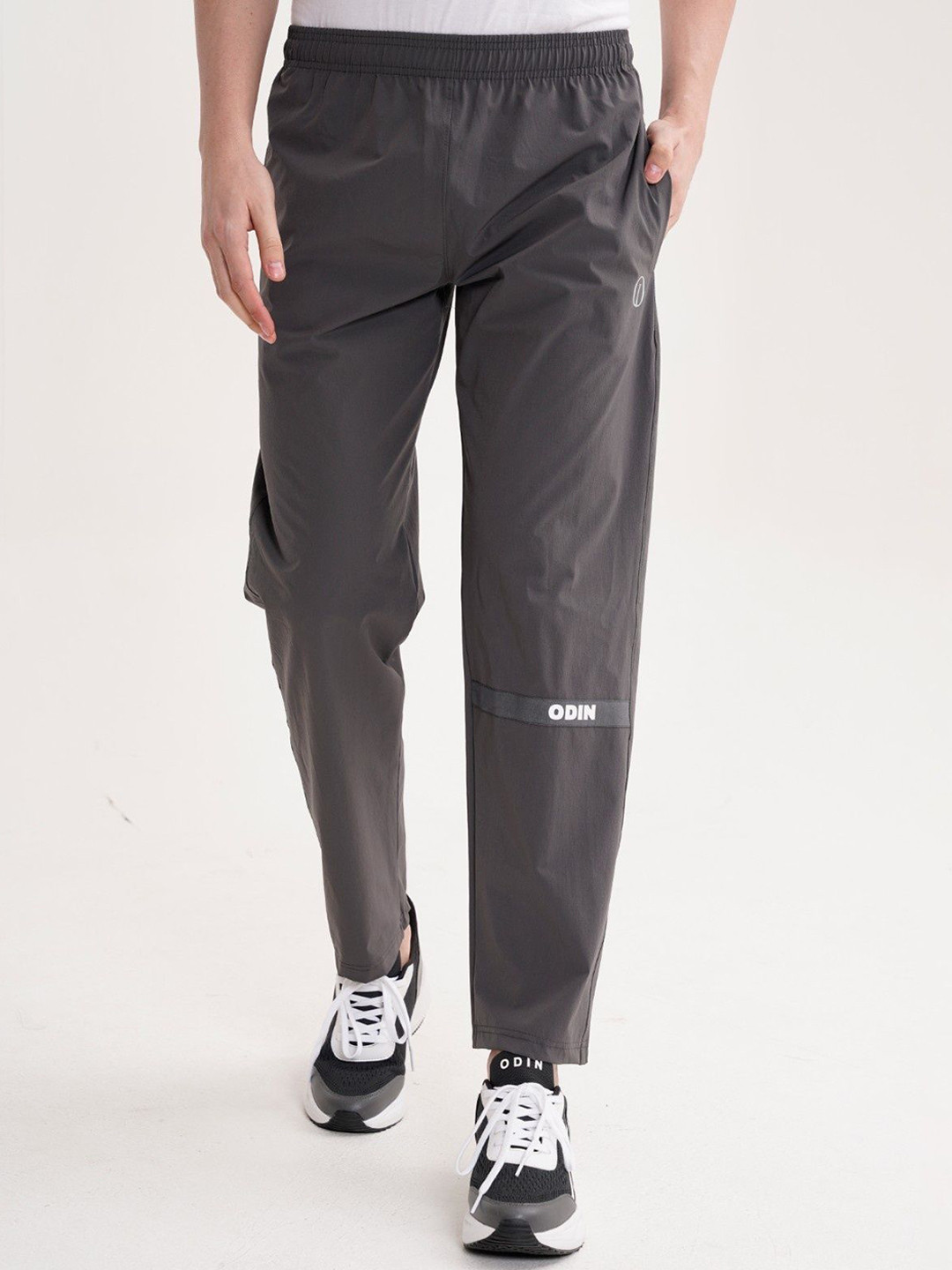 OI ODIN INDIA Men Mid-Rise Dry-Fit Trackpants