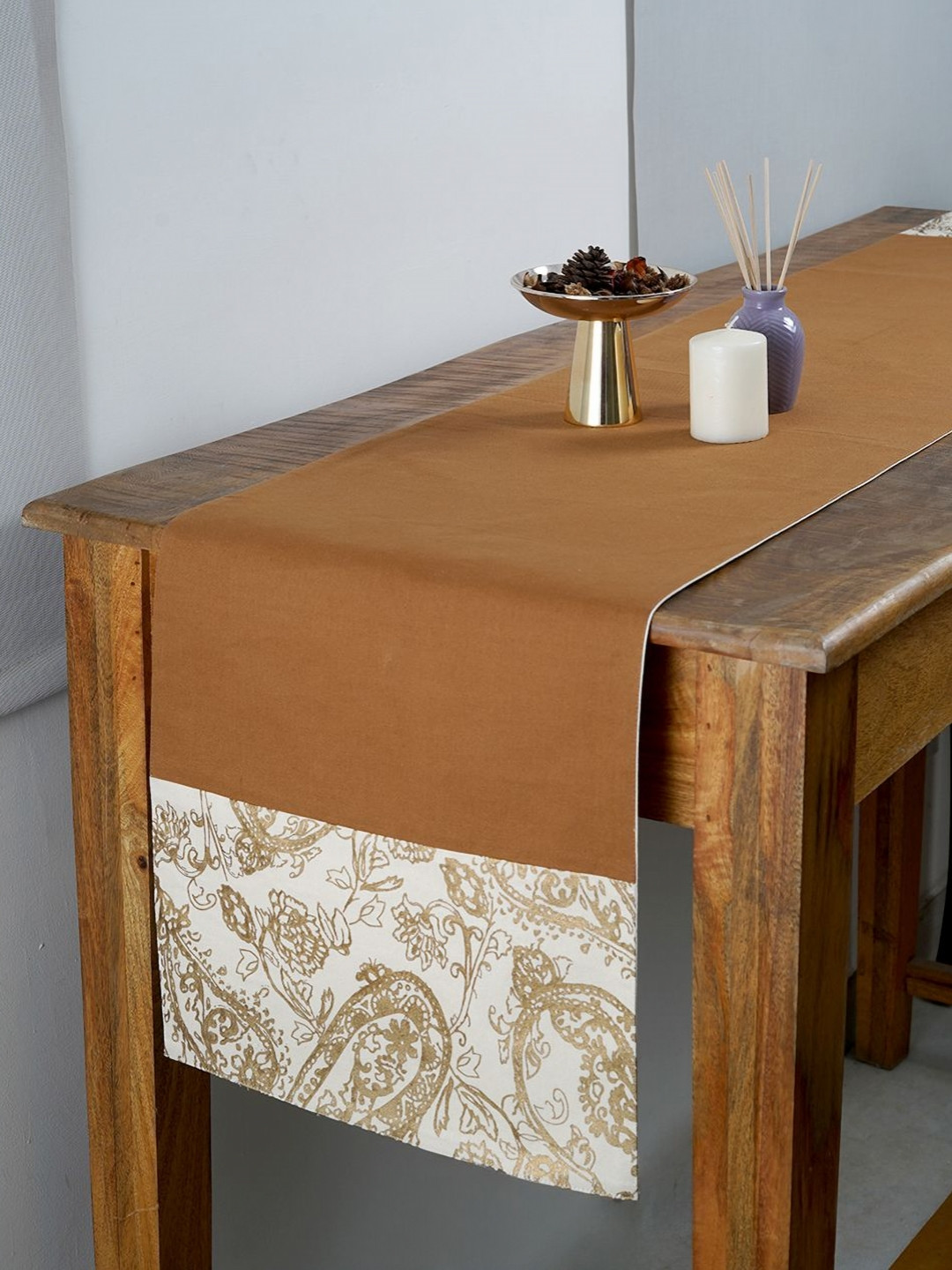 Myntra Elegant Homes Brown & White Floral Printed Pure Cotton Table Runner