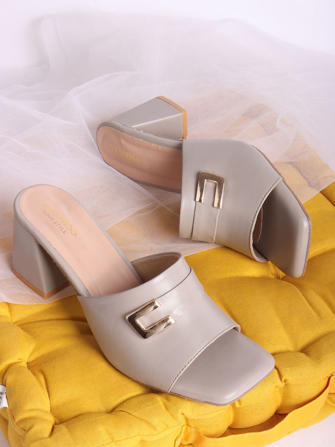 Yesmiss Block Heel with Buckles