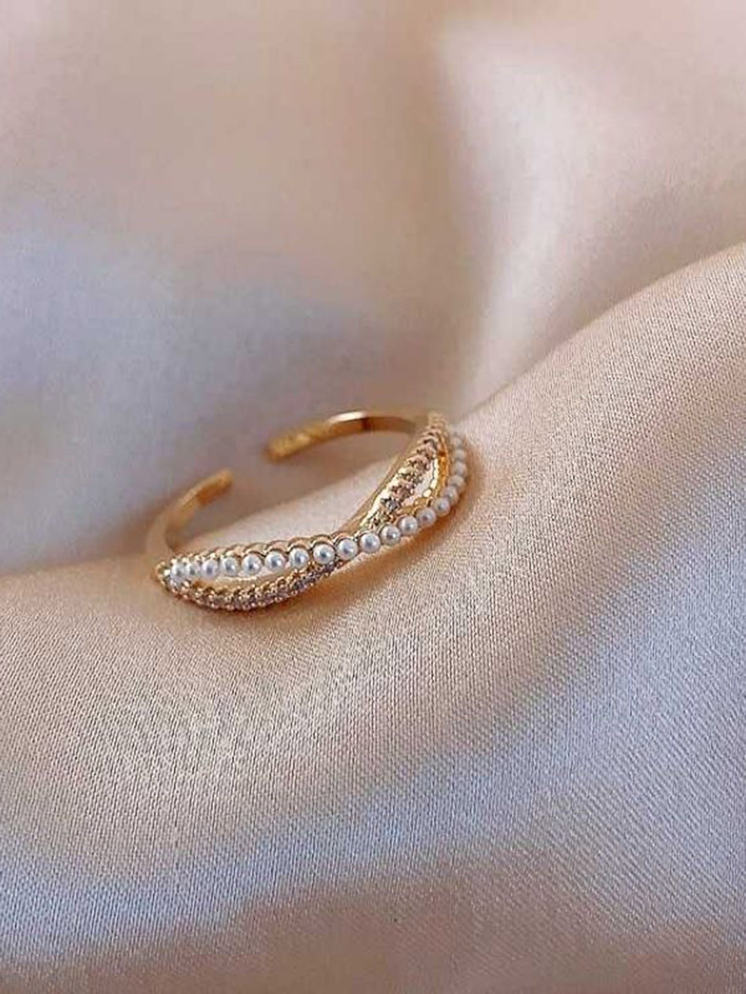 Bling Queen Stone-Studded Heart -Shped Finger Ring