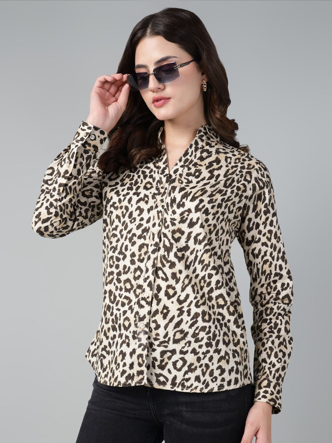 Hancock Women Modern Animal Printed Semiformal Shirt