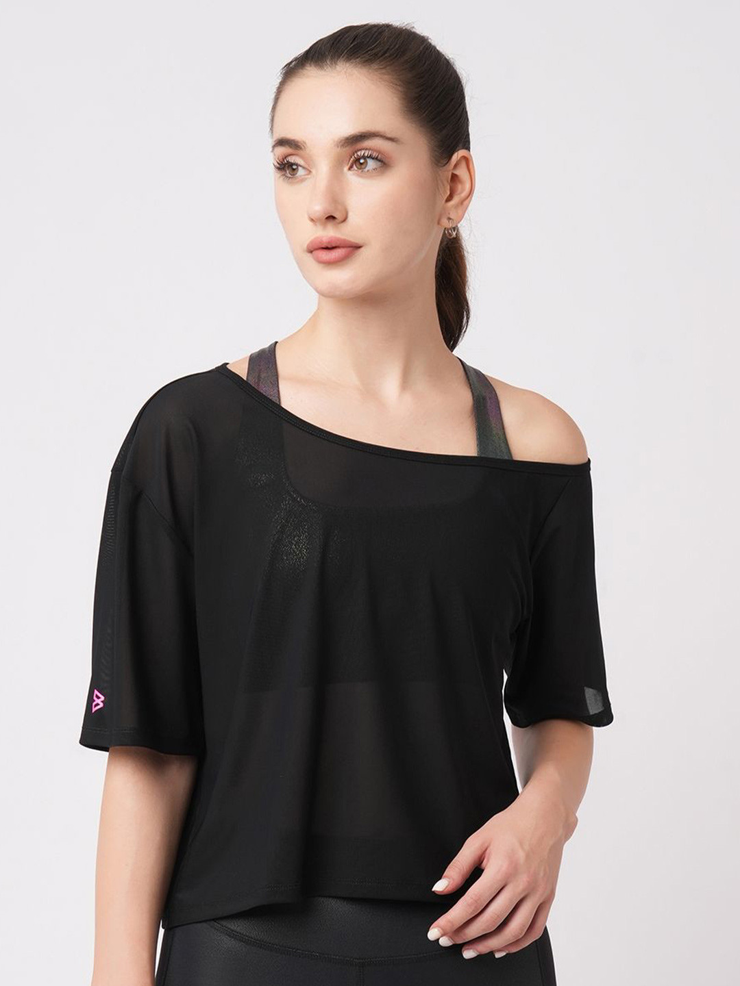 BODD ACTIVE Women Extended Sleeves Pockets T-shirt