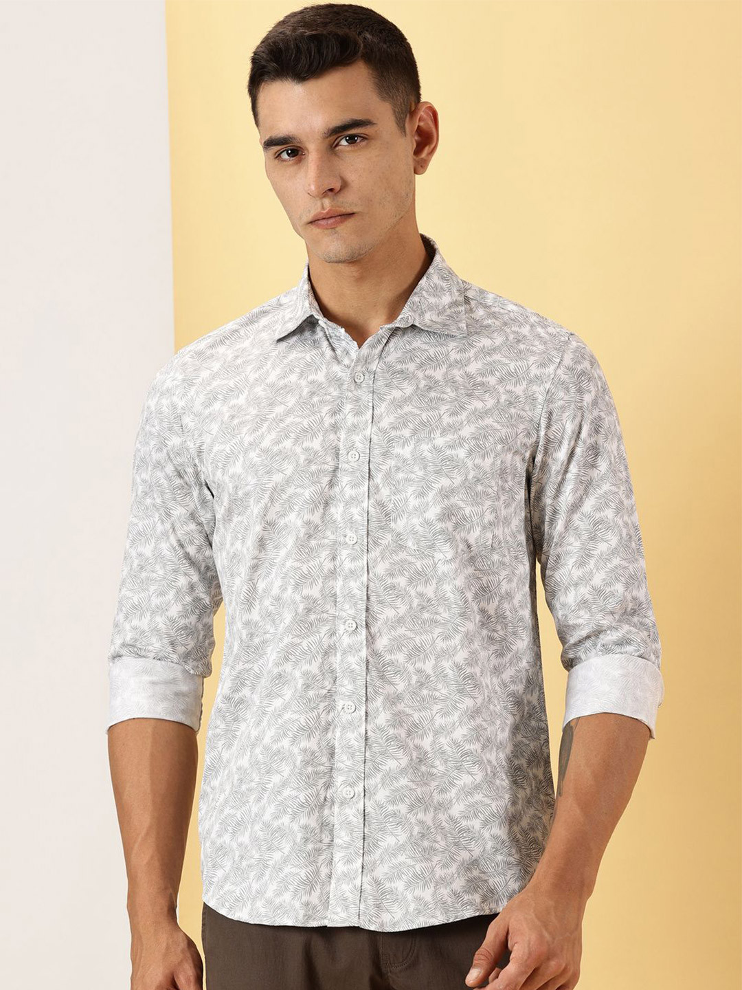 LEON Men Regular Fit Floral Printed Spread Collar Cotton Casual Shirt
