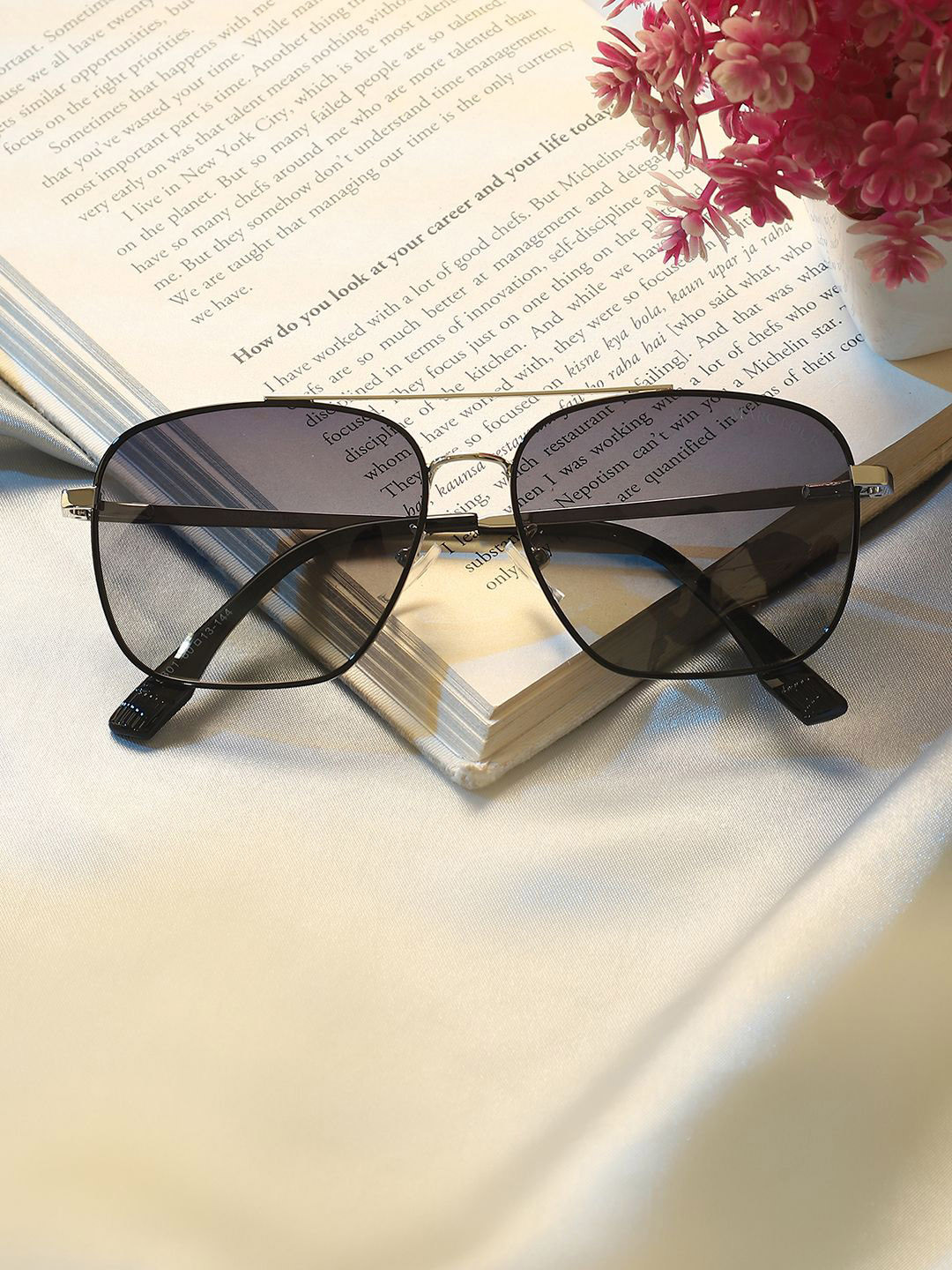 MARC LOUIS Unisex Polarised & UV Protected Square Sunglass MARC LOUIS 9301 SILVER BLACK SG