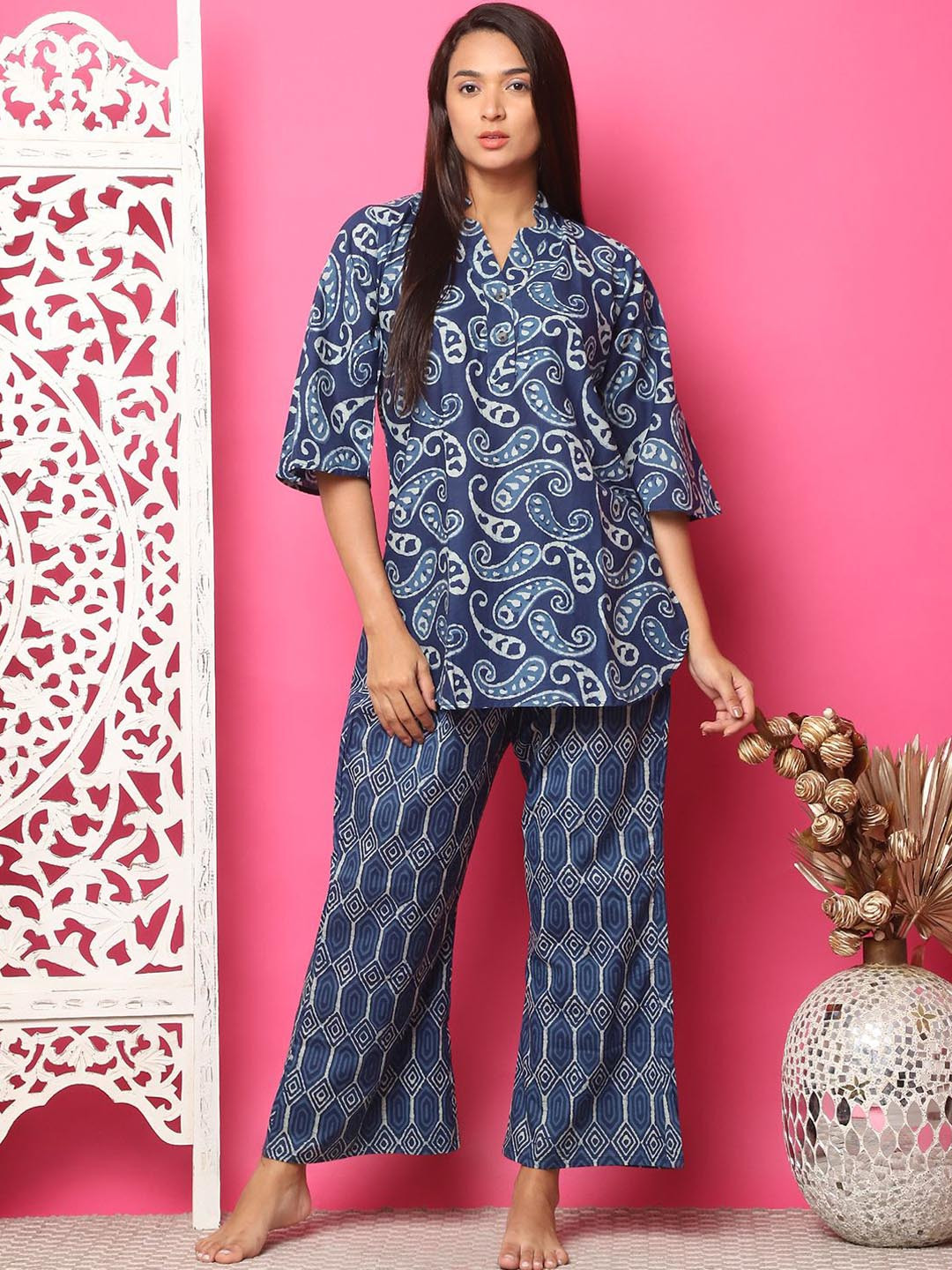 ETC Women Paisley Printed Mandarin Collar Cotton Kurti and Pant Nightsuit Set