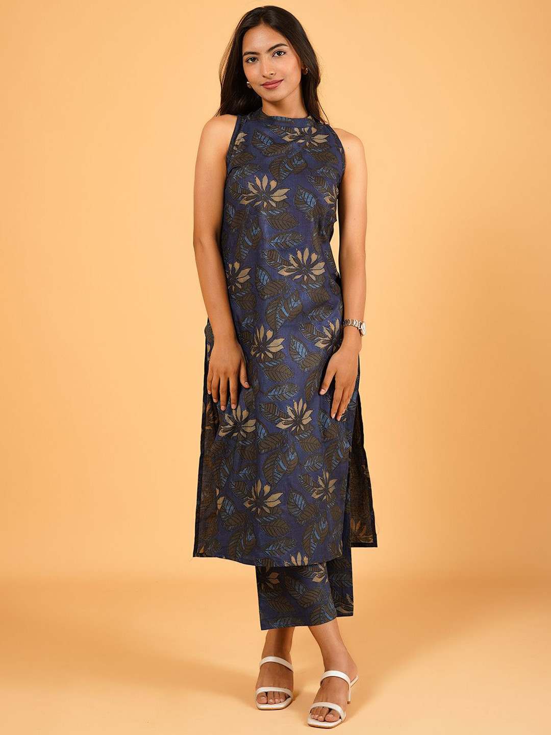 SPARSA Women Tribal Printed Regular Kurtas & Palazzos