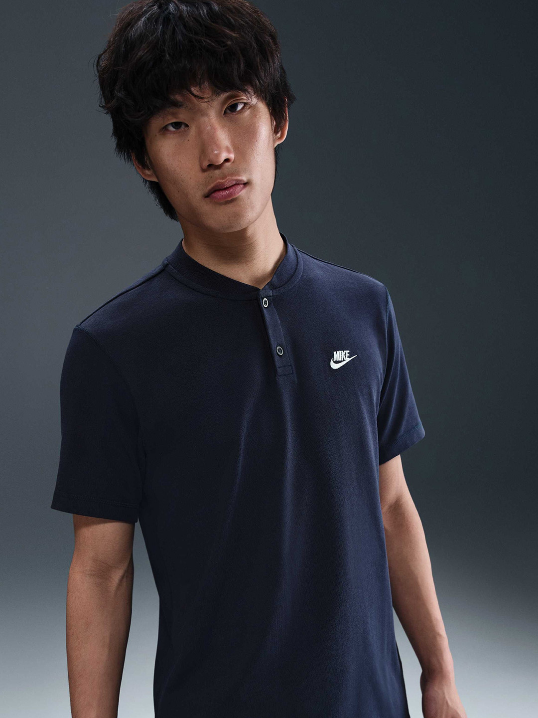 Nike Club Men Short-Sleeve Henley T-Shirt