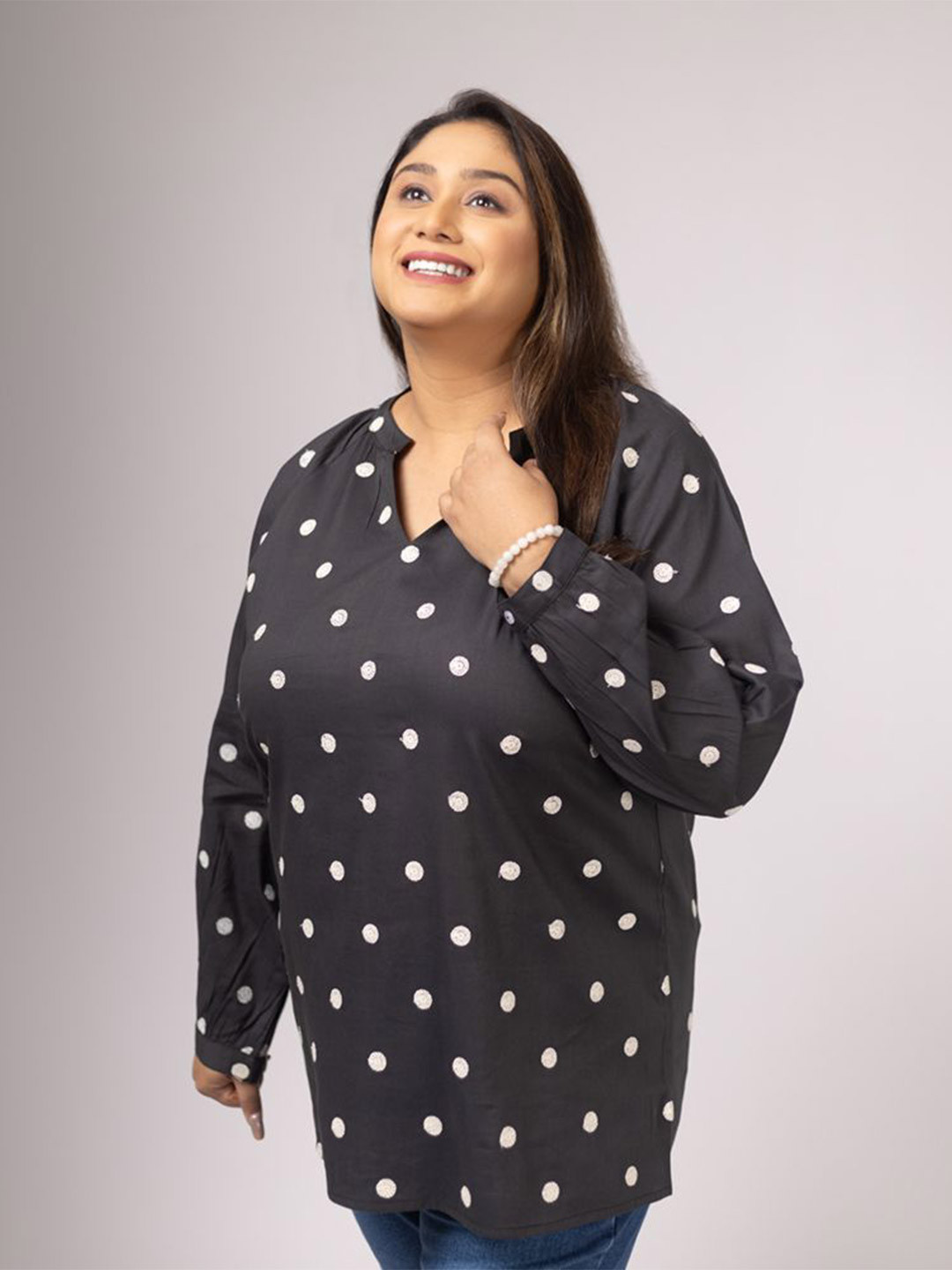 Sizeupp Women Polka Dot Solid Mandarin Collar Cuffed Sleeves Regular Tops