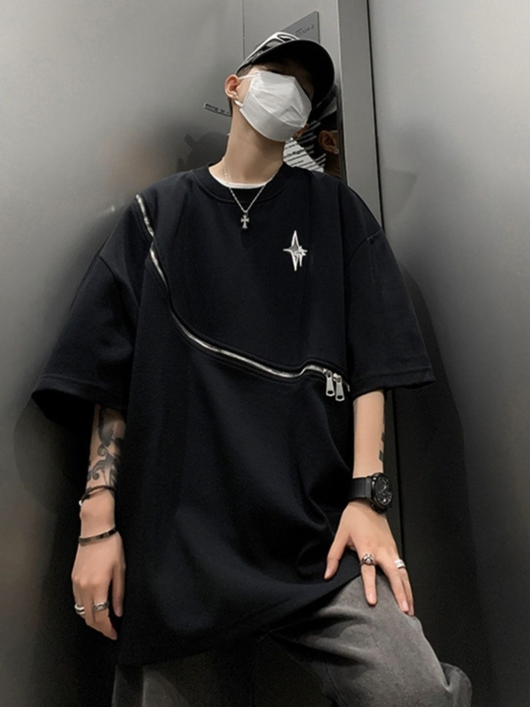 Black Oversized Round Neck Three-Quarter Sleeve T-Shirt