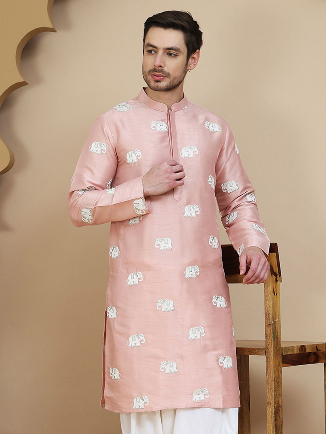 Jompers Elephant Embroidered Mandarin Collar Chikankari Straight Kurta