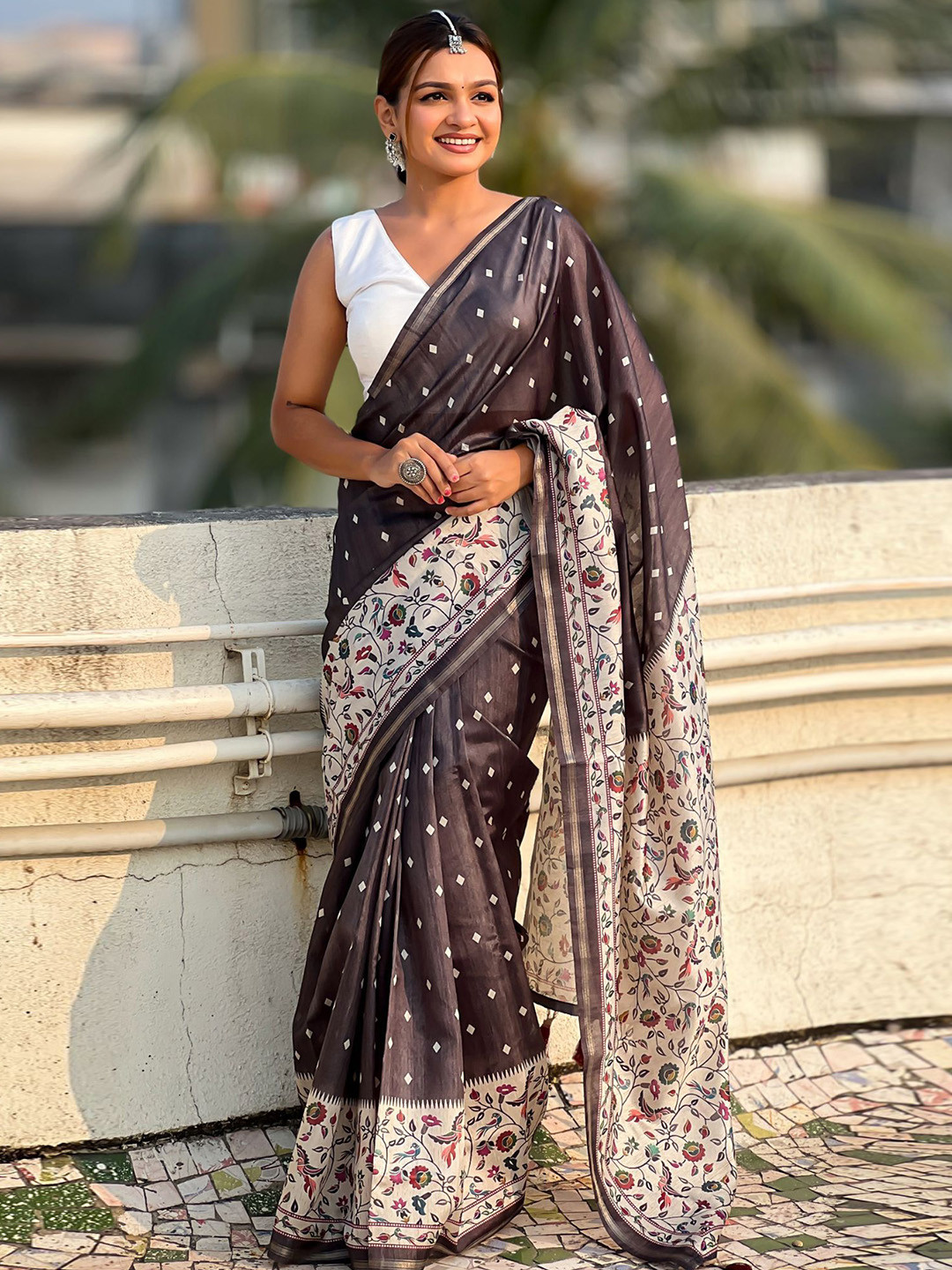 SGF11 Wmen 1 Floral Woven design Pure Cotton Regular Saree