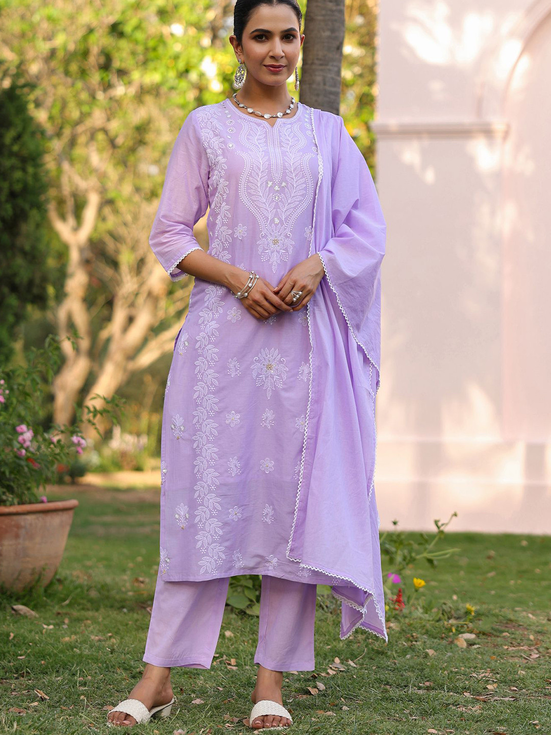 SCAKHI Women Lavender Cotton Mulmul Chikankari Embroidered Straight Suit Set