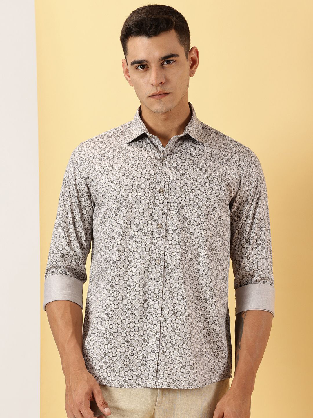 LEON Geometric Printed Spread Collar Casual Cotton Shirt