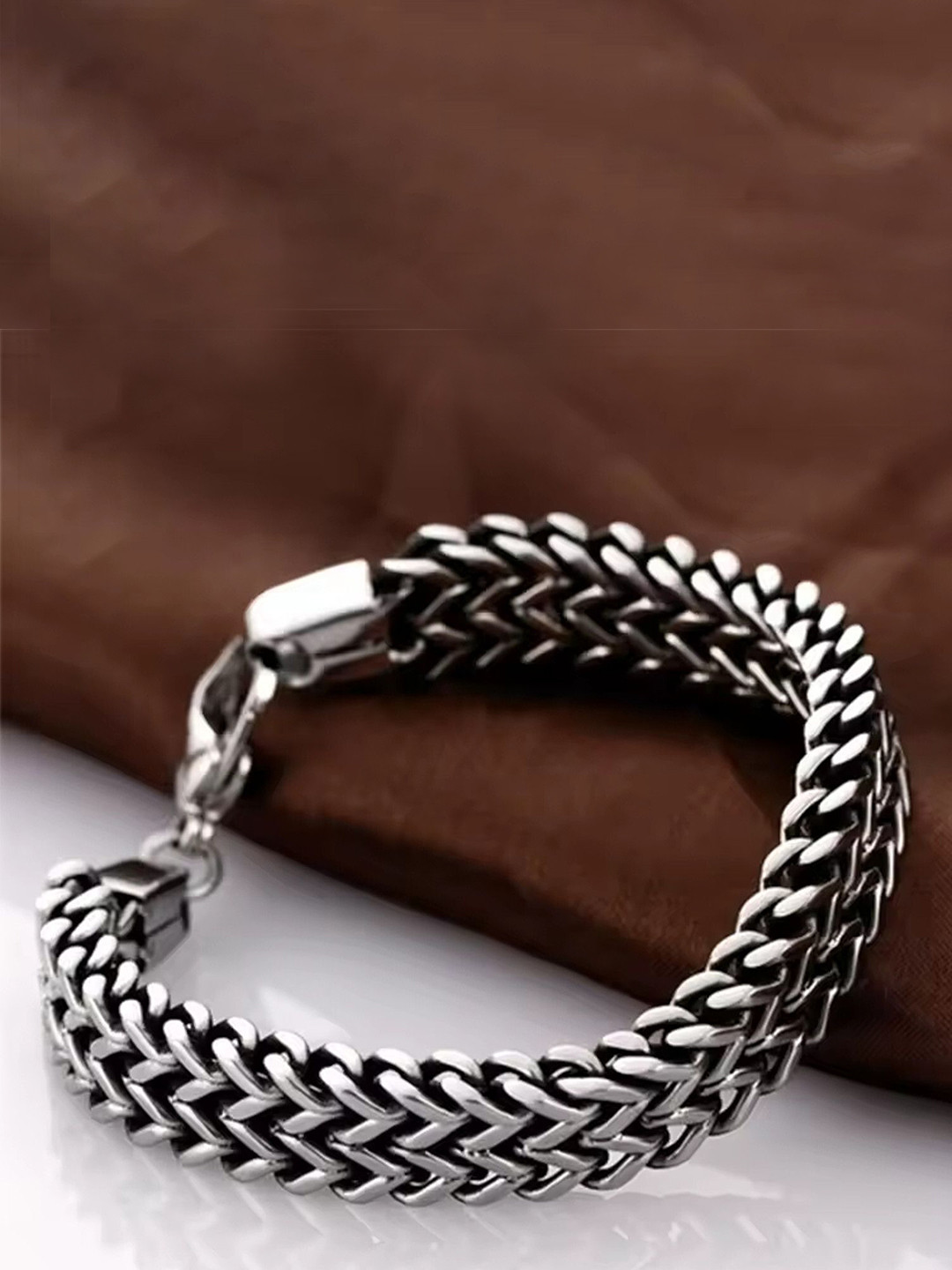 The Roadster Lifestyle Co Men Textured Dual Curb Design Chain Link Bracelet