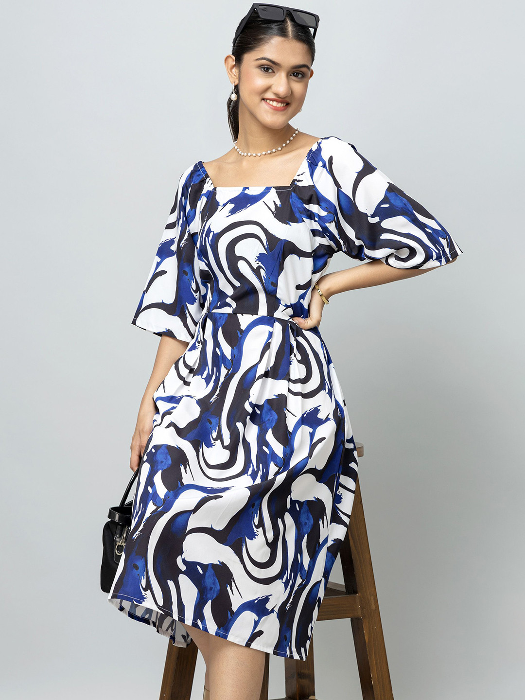Rhe-Ana Women Tie and Dye Print Puff Sleeve Crepe A-Line Midi Dress