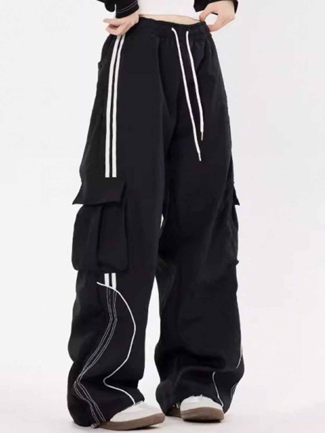 The Roadster Lifestyle Co. Women Striped Baggy High-Rise Cargos Korean Pant