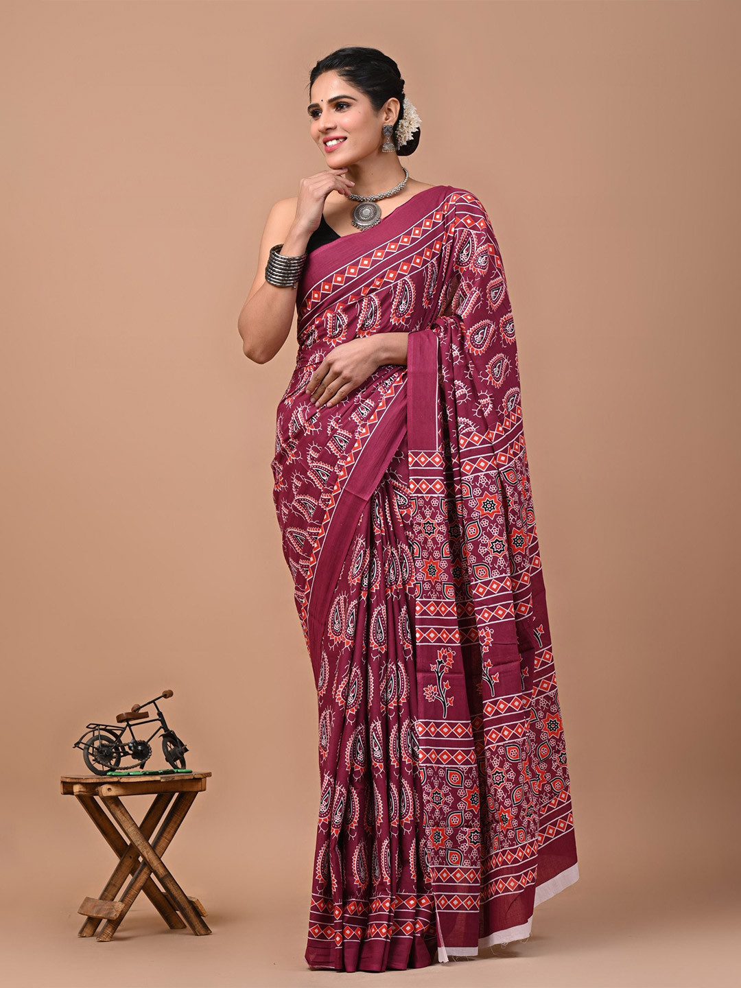 Crafts Moda Paisley Printed Pure Cotton Block Print Saree