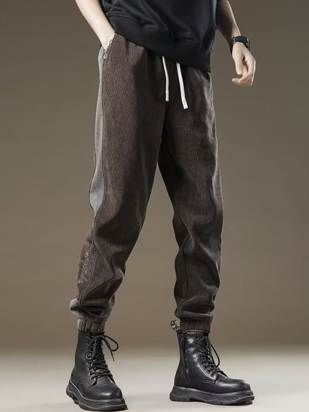 Men Urban Slim Fit Typography Joggers