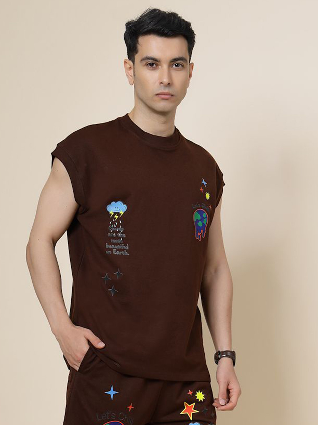 VESTIDO MODAS Men Typography Pockets T-shirt