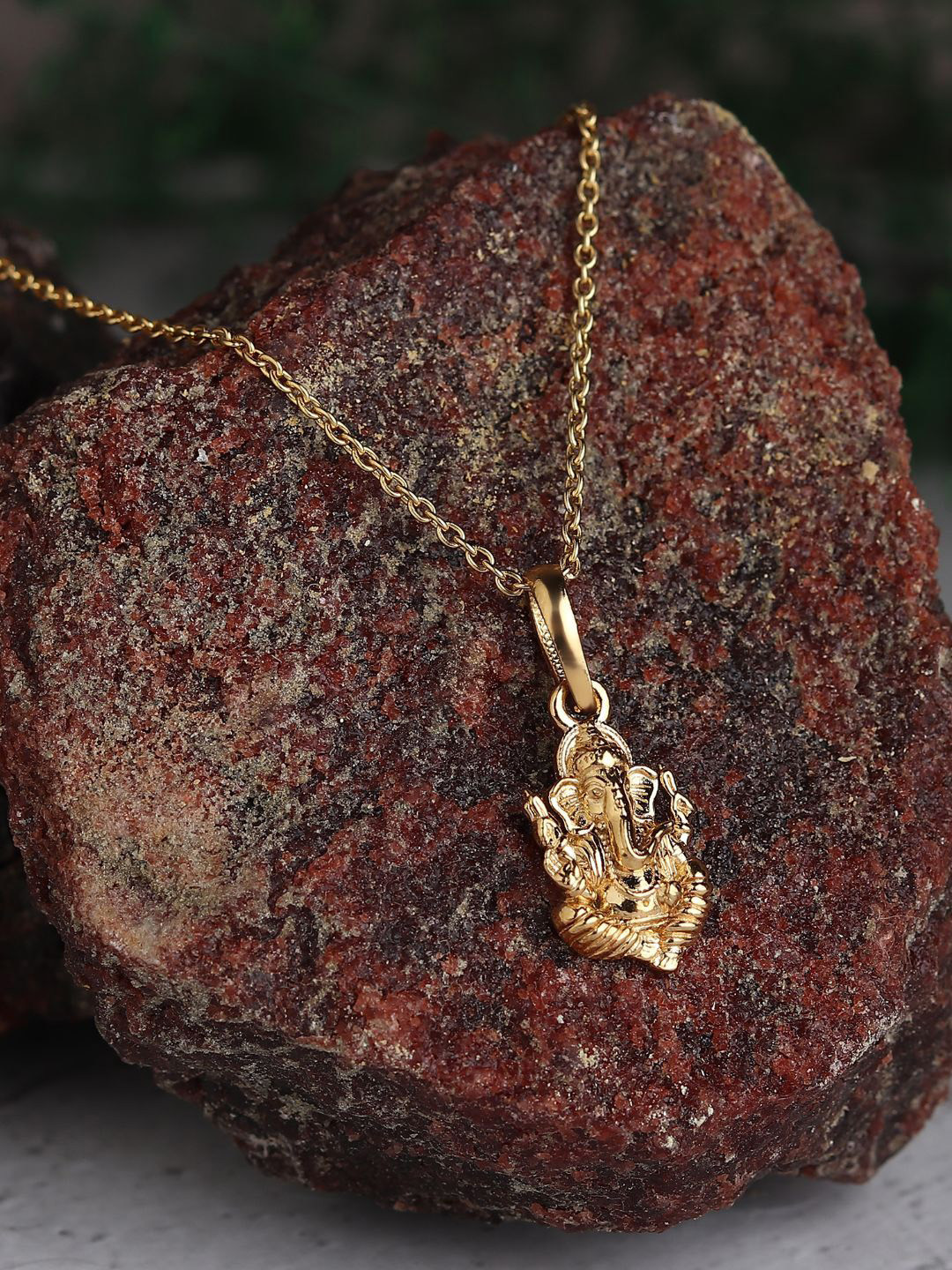 Metronaut 925 Sterling Silver 22 Kt Gold-Plated Ganesh Pendant With Chain