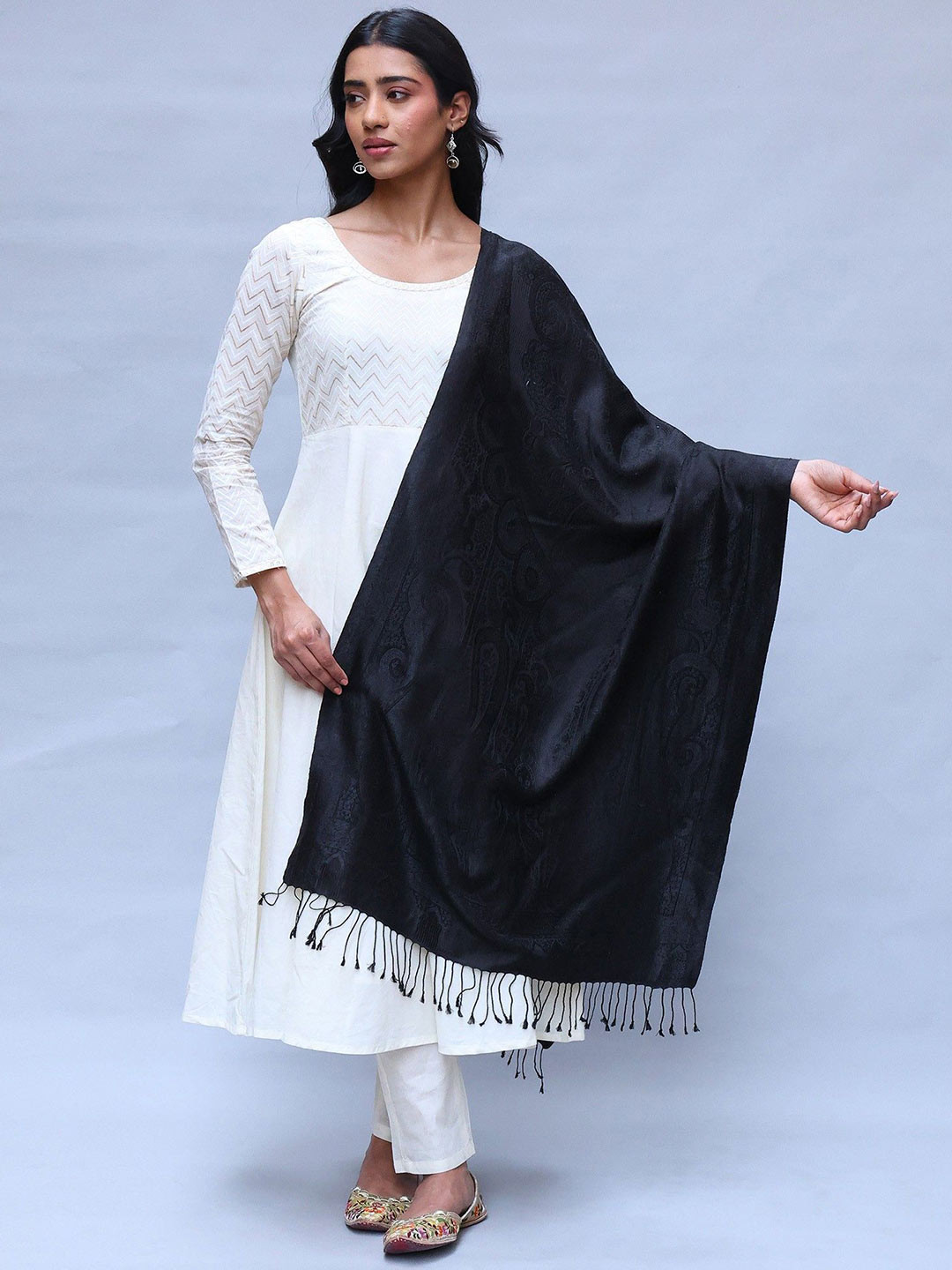 Exotic India Women Reversible Super Silk Jamawar With All-Over Weave Stole