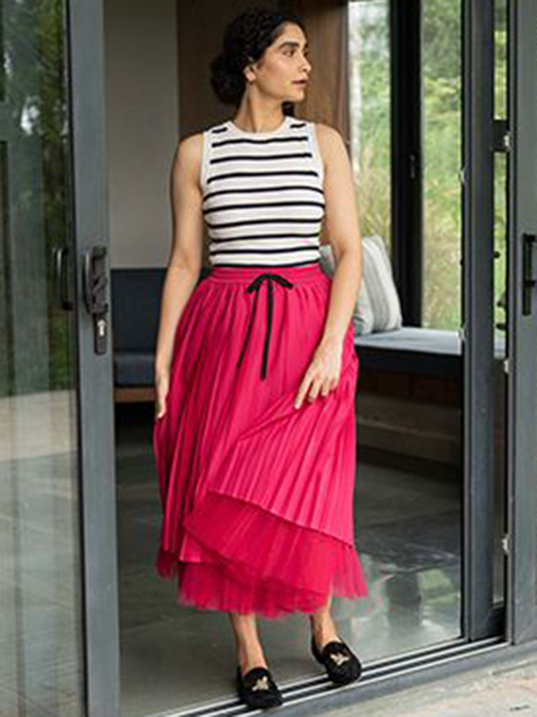 UNRUSH Fuchsia Dram Skirt