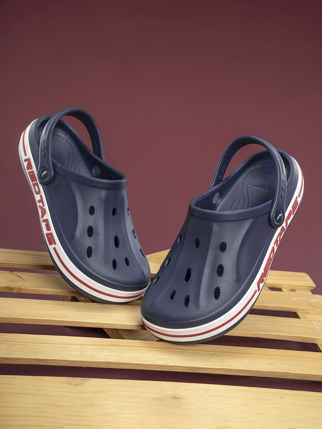 Red Tape Men Clogs