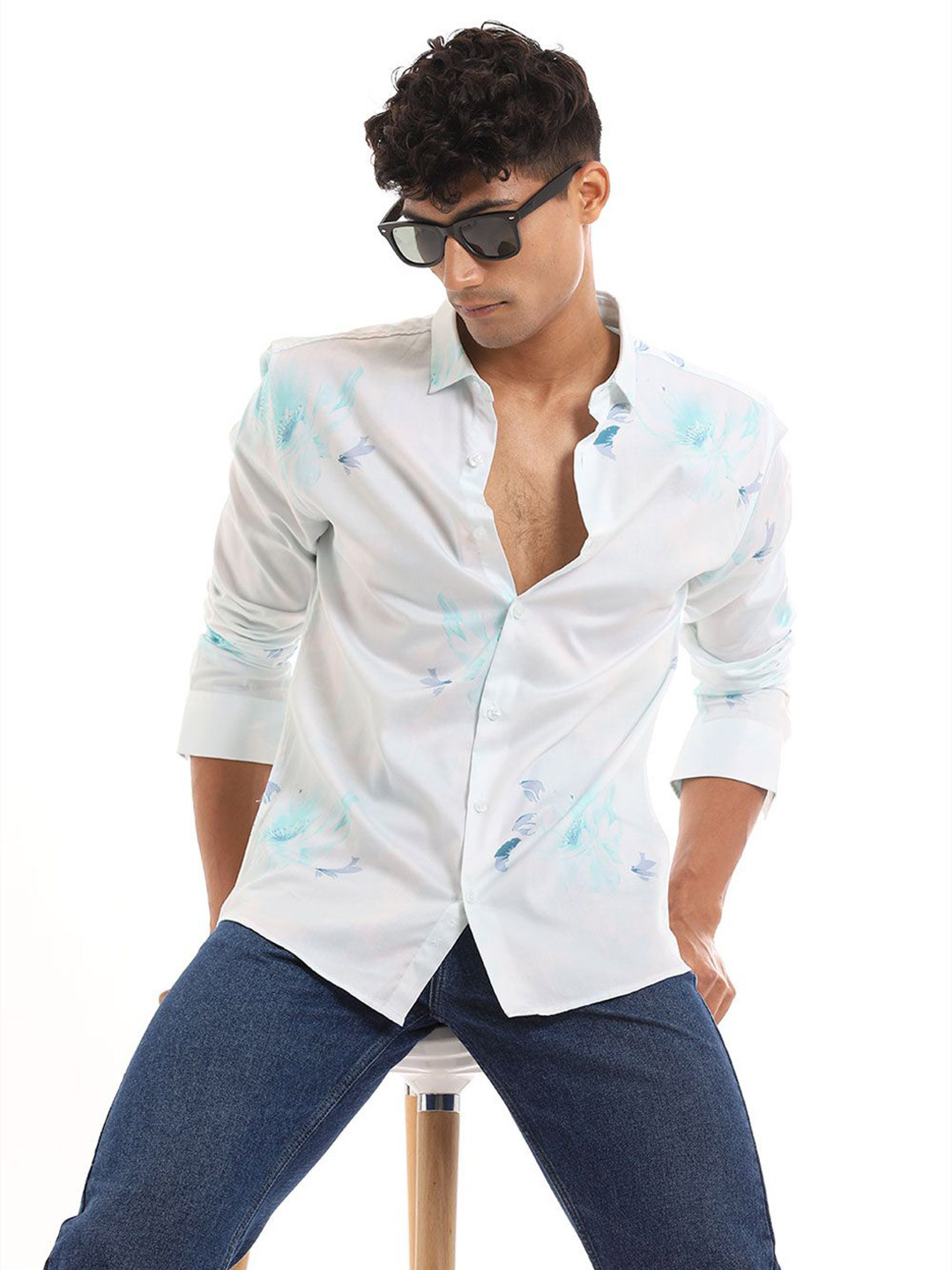 Banana Club Soft Hued Printed Classic Slim Fit Shirt