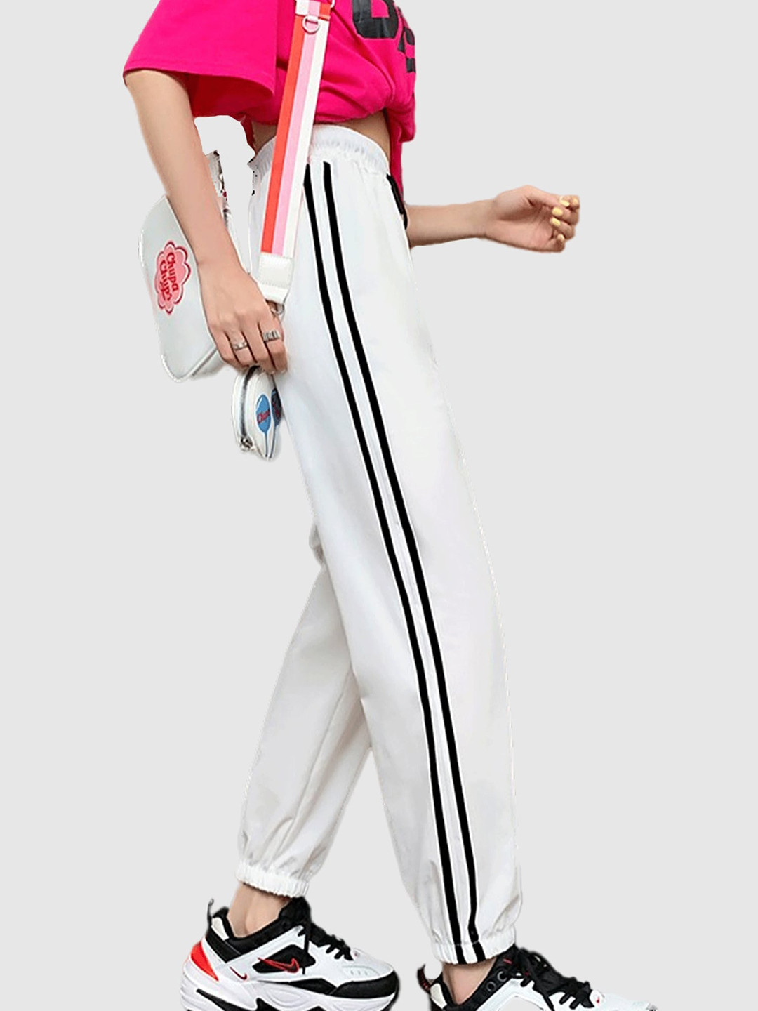 Outzidr White Contrast Striped Jogger