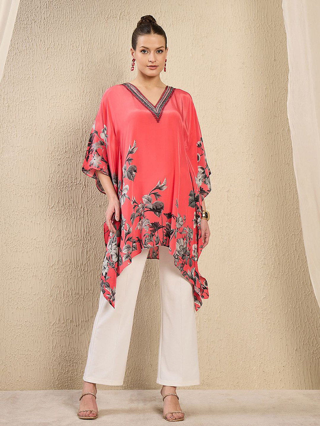 First Resort by Ramola Bachchan Women Floral Printed Tunic