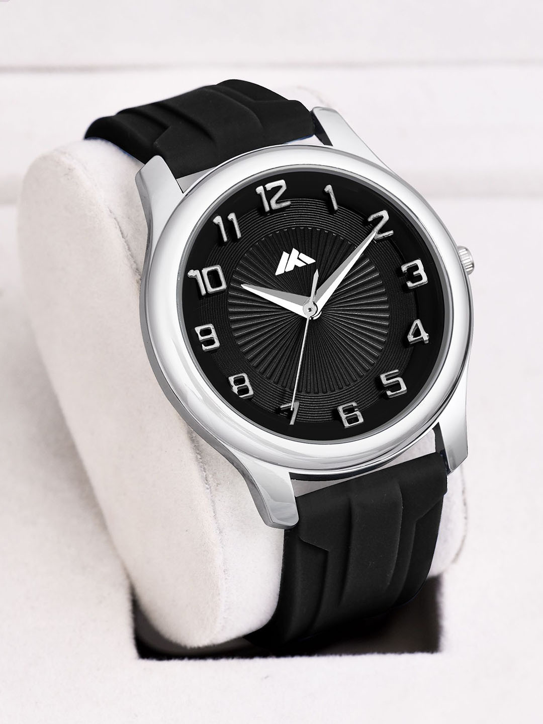 ON TIME OCTUS Men Brass Dial & Straps Analogue Watch MT-52