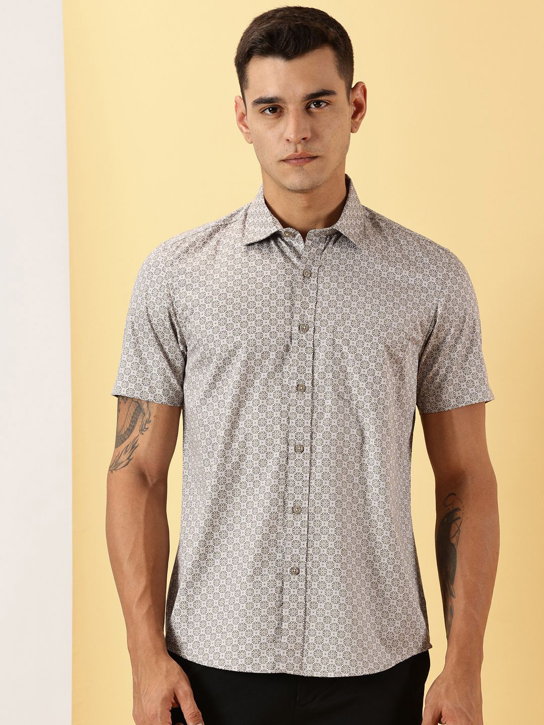 LEON Men Regular fit Half Sleeve Casual Shirt