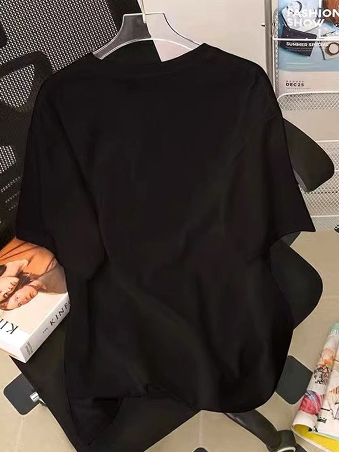 Outzidr Women Black Round Neck Tshirt