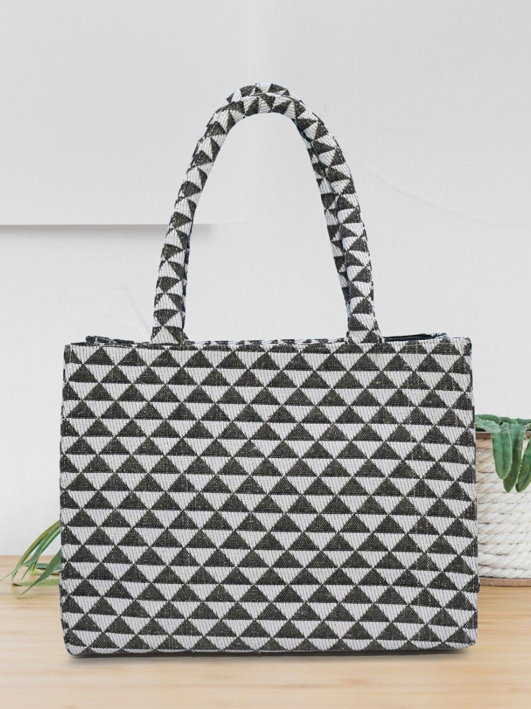 Ap ulike Checked Textured Oversized Structured Handheld Bag