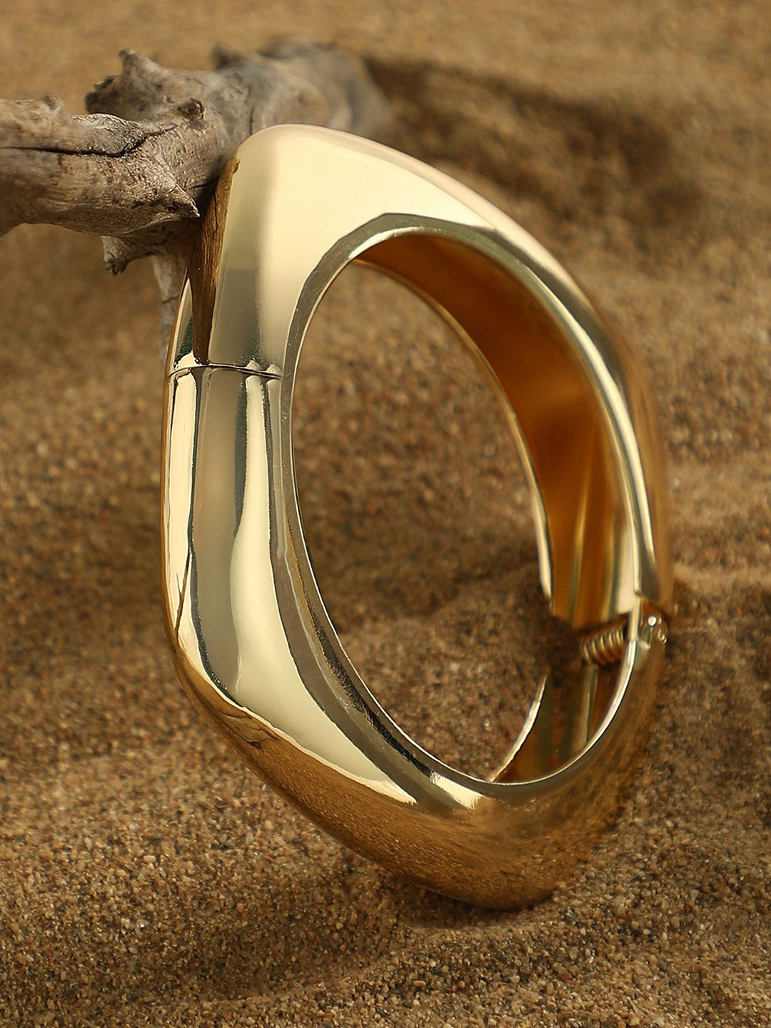 SOHI Gold-Plated The Chunky-Quad Bangle-Style Bracelet