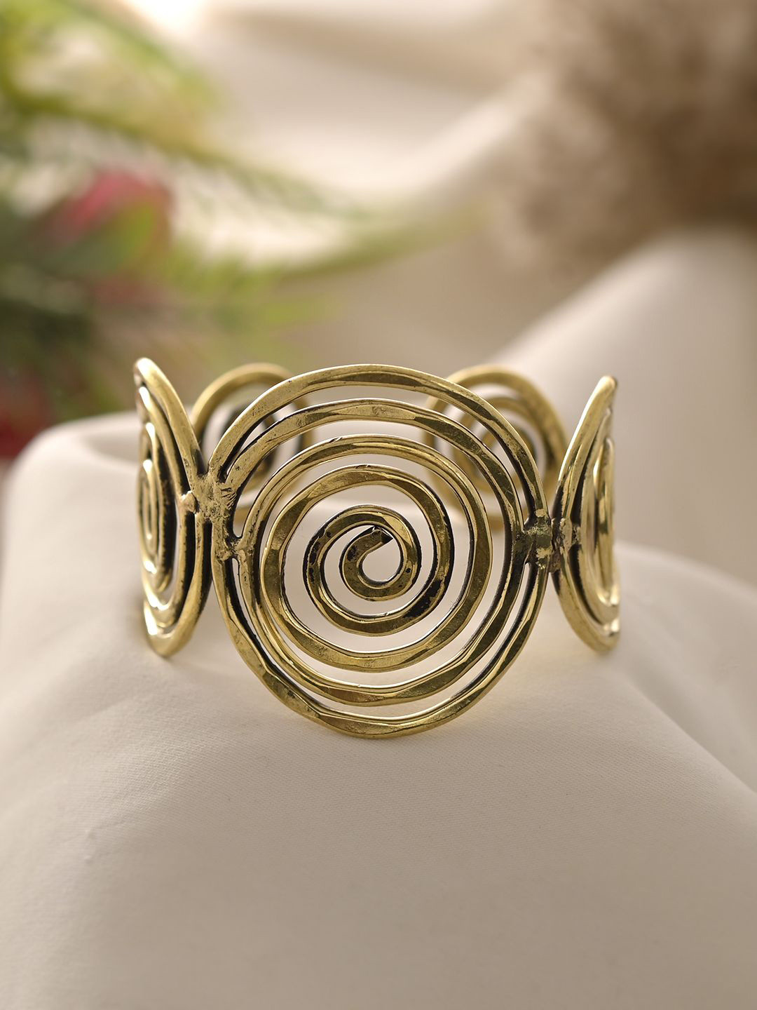 Silvermerc Designs Women Gold-Plated Spiral Pattern Cuff Bracelet