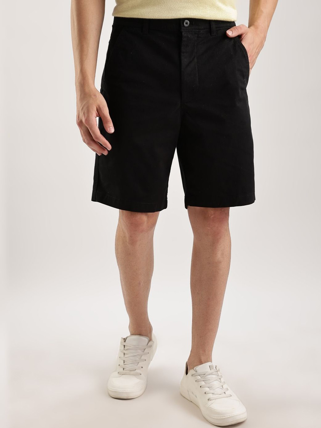 Calvin Klein Jeans Men Loose Fit Regular Shorts